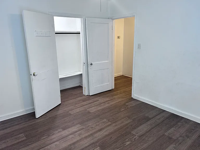 210 W Vanderbilt Dr — Photo 16
