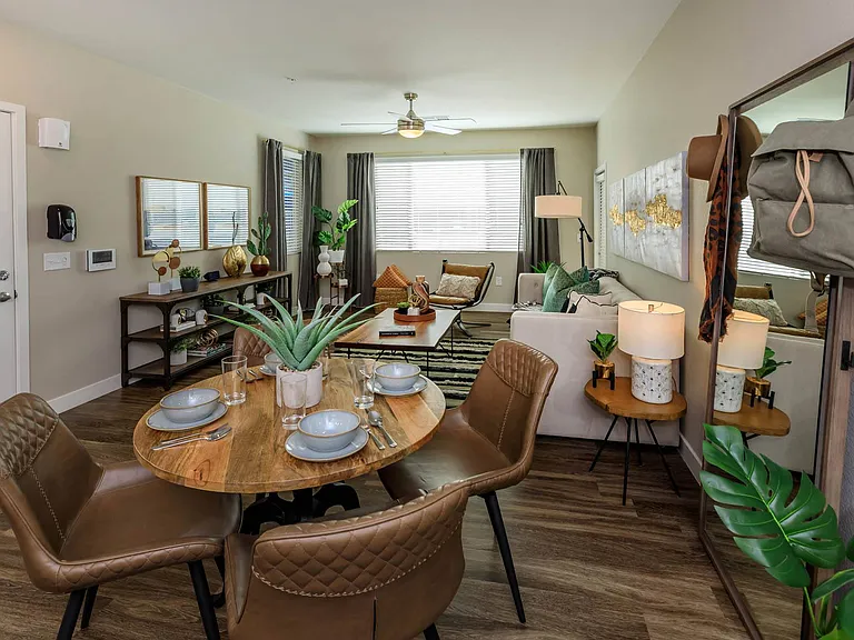 A1 774 1 Bed 1 Bath