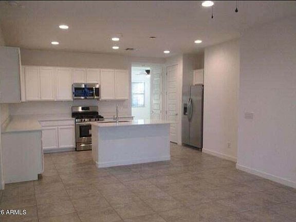 3rd image of 5962 N 90th Dr