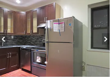 Rented by Robyn Lee, LREB