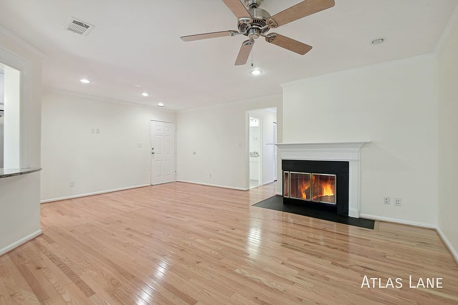 1st image of 3151B Covewood Ct