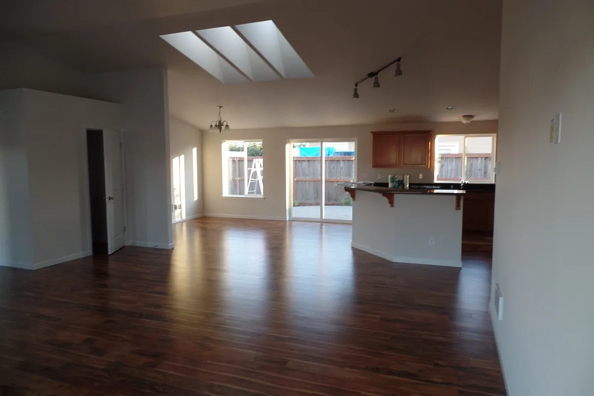 Building Photo - 51 Perch Dr