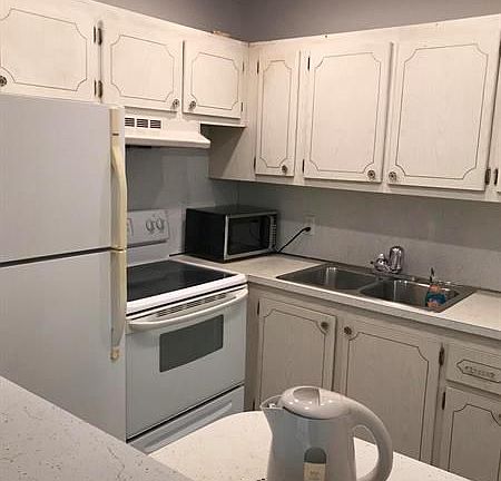 5th image of 99 Sussex E