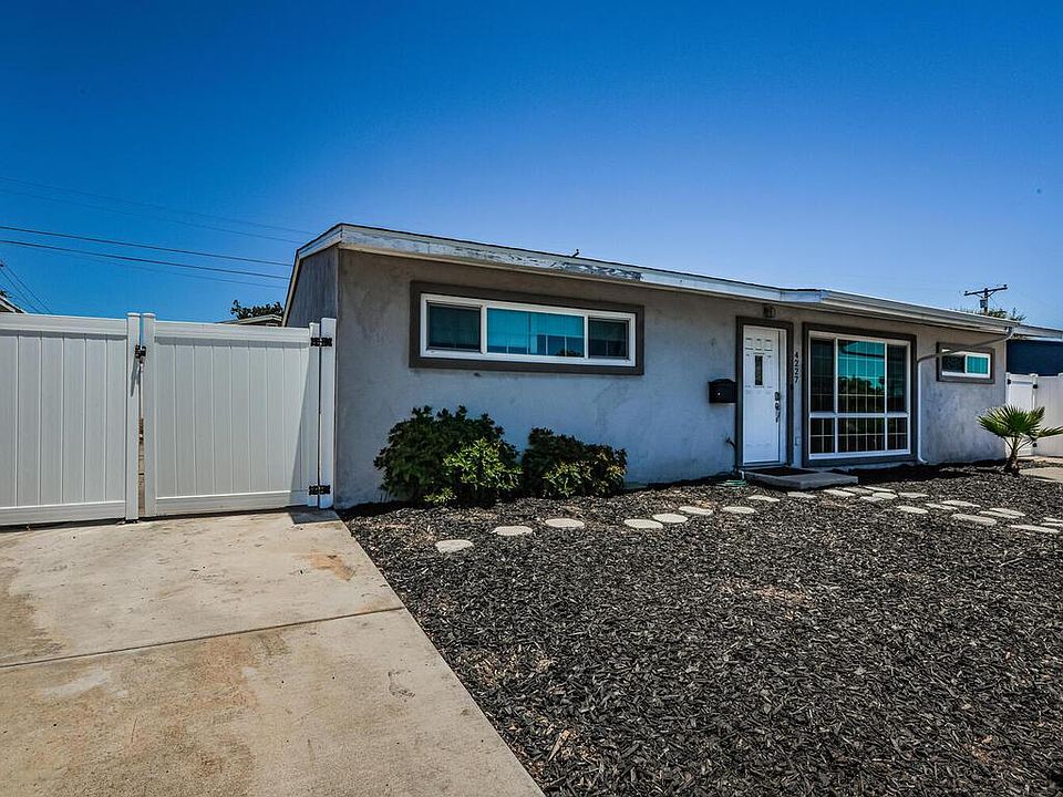 1st image of 4227 Clairemont Dr
