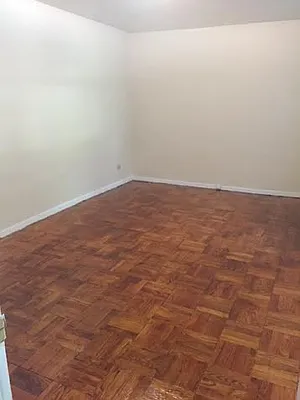 Rented by Roberto Guilbet, LREB | media 17