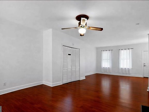 5th image of 232 Cleveland Ave