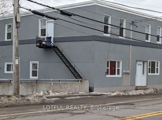 17 Main St W #2, Elizabethtown Kitley, ON K0E1M0