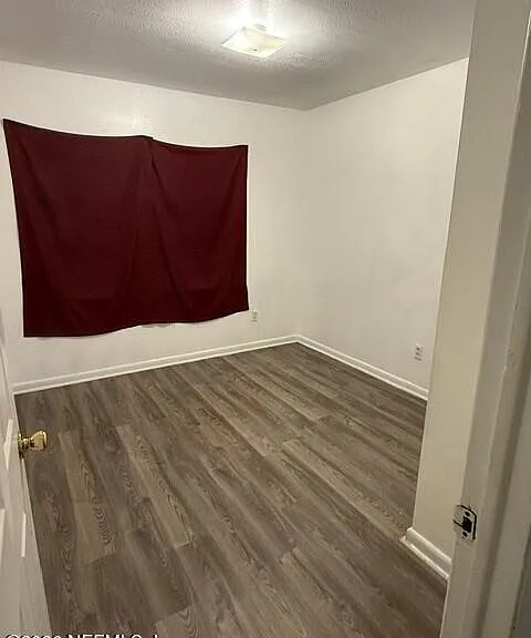 9131 Jefferson Ave — Photo 5