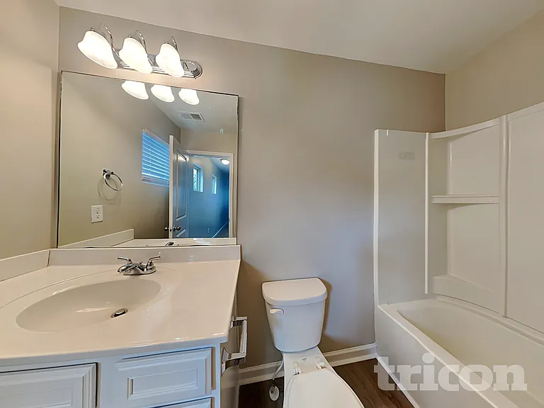 4118 Lindbergh Way — Photo 9