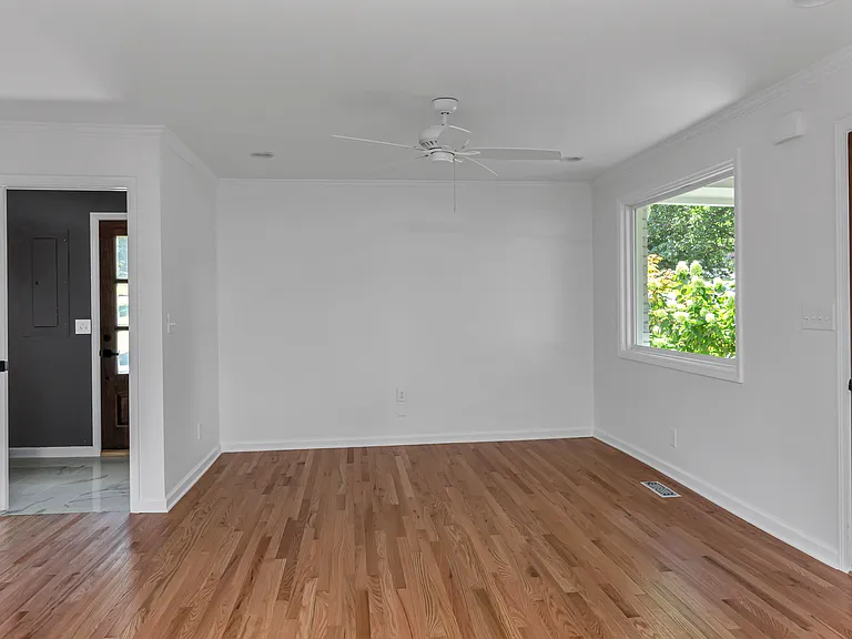 106 Scruggs Ave — Photo 26