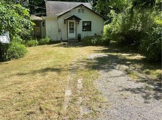 106 Graham Rd, Slippery Rock, PA 16057