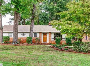 402 Kensington Rd, Taylors, SC 29687