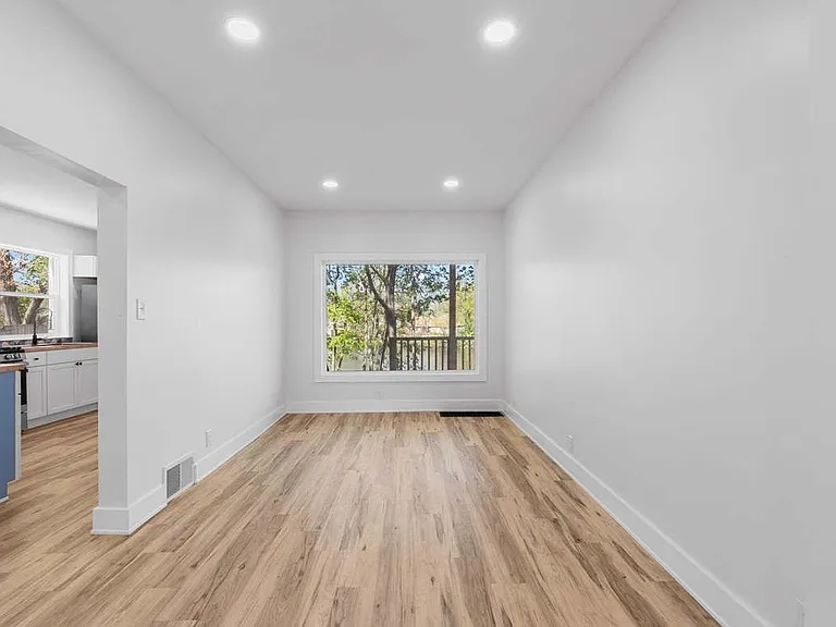 182 S Shore Dr — Photo 10