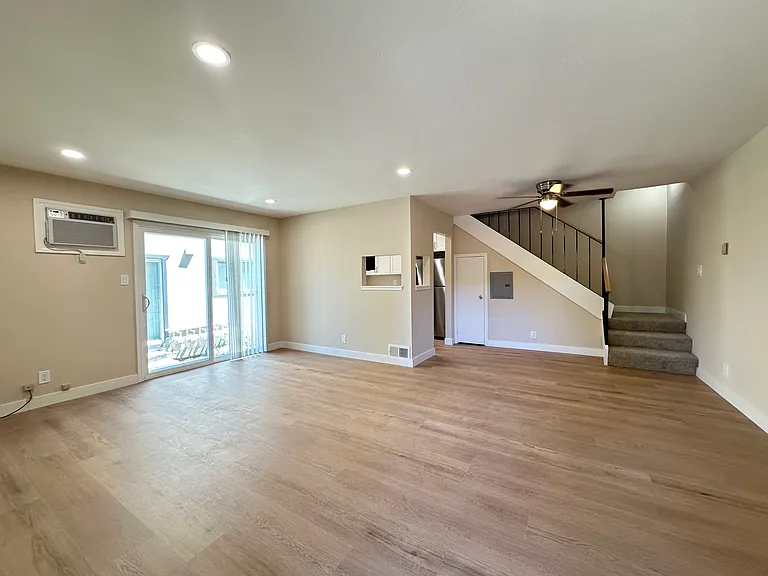 143 Virginia Hills Dr — Photo 2