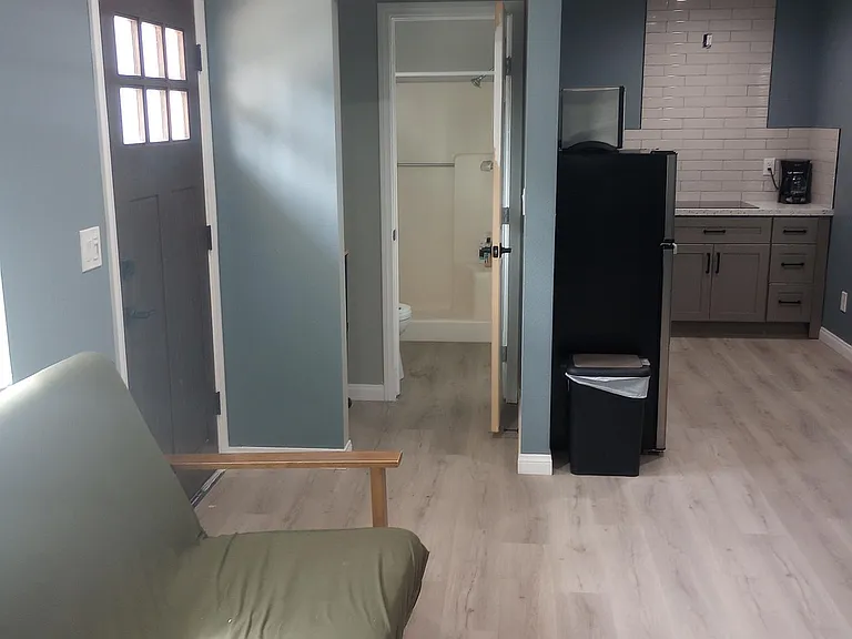 981 N San Gorgonio Ave — Photo 21