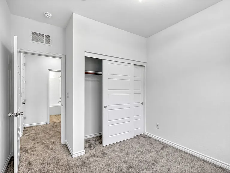 25 Barbara Ln #60 — Photo 25