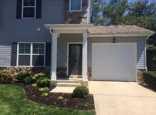 2412 Lake Park #107, Lexington, KY 40502