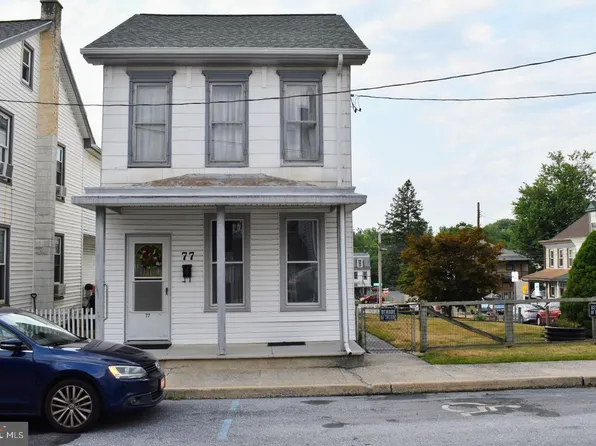 77 Moravian St, Lebanon, PA 17042