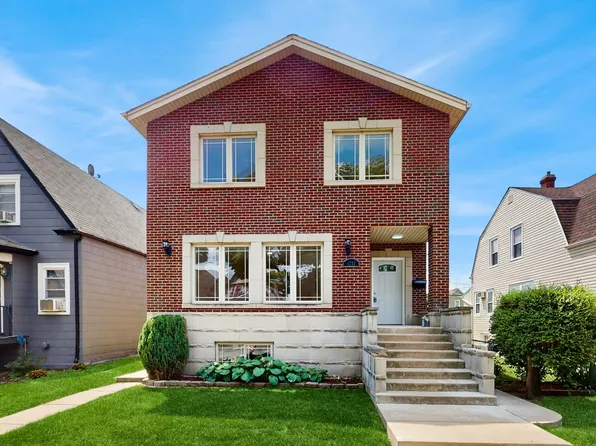 4737 W Warwick Ave, Chicago, IL 60641