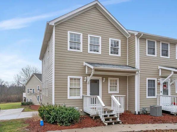 2041 Lisbon Rd, Morris, IL 60450