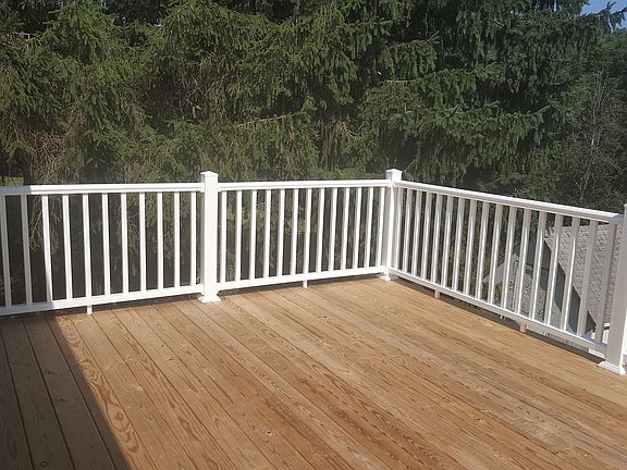 deck off kitchen
