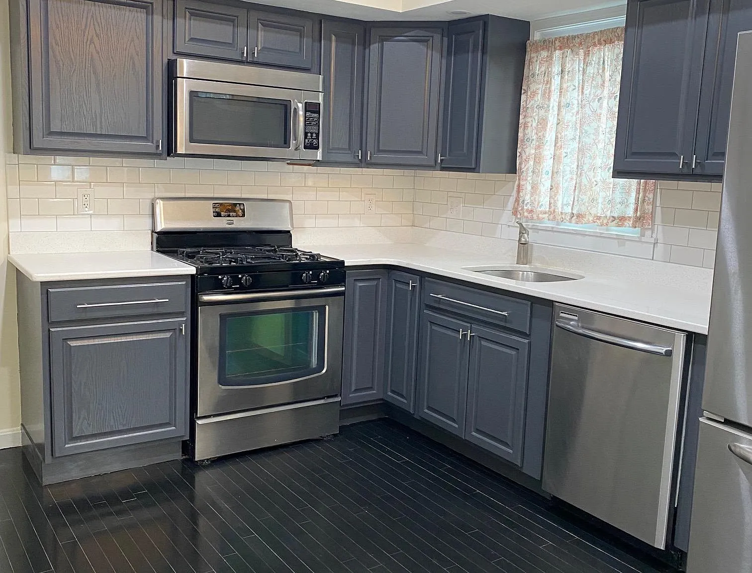 840 South St — Photo 2