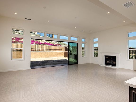 Expansive Great Room