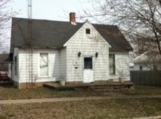 301 E 8th St, Bicknell, IN 47512