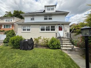 411 4th St FLOOR 2, Mamaroneck, NY 10543