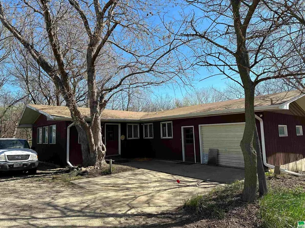 31562 465th Ave, Vermillion, SD 57069