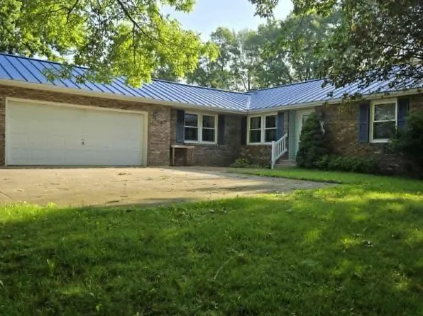 3394 N Old Farm Rd E, Warsaw, IN 46582
