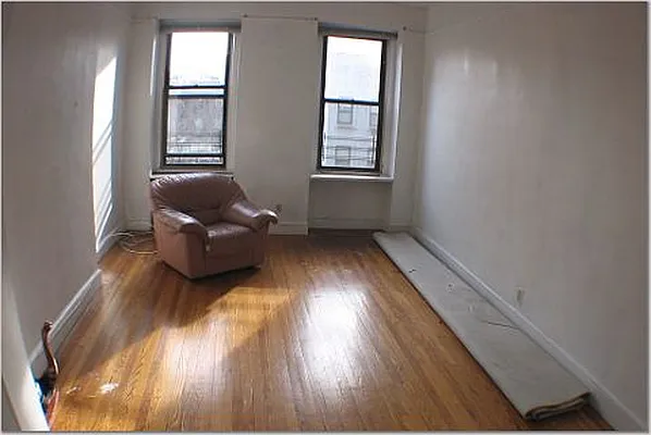 Rented by 4 Points Properties | media 23