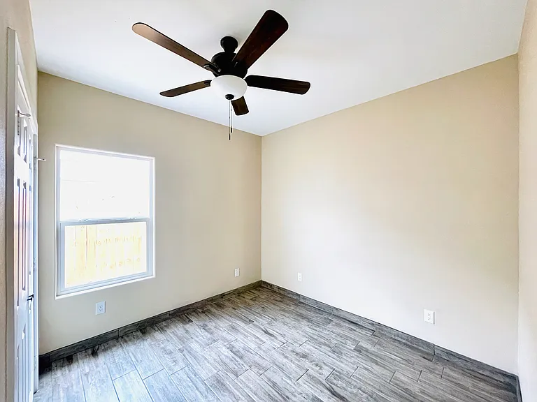1807 Ramirez St #1 — Photo 7