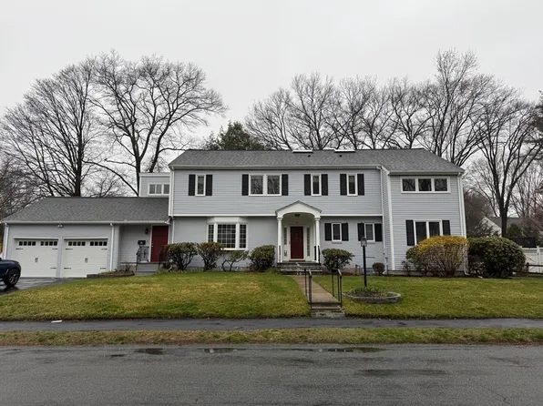 28 Mansfield Rd, Wellesley, MA 02481