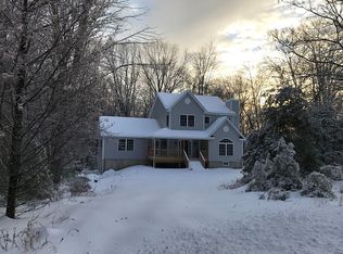 68 Vantine Rd, Kerhonkson, NY 12446