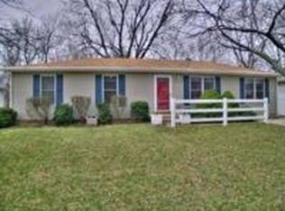 8516 Larsen St, Overland Park, KS 66214