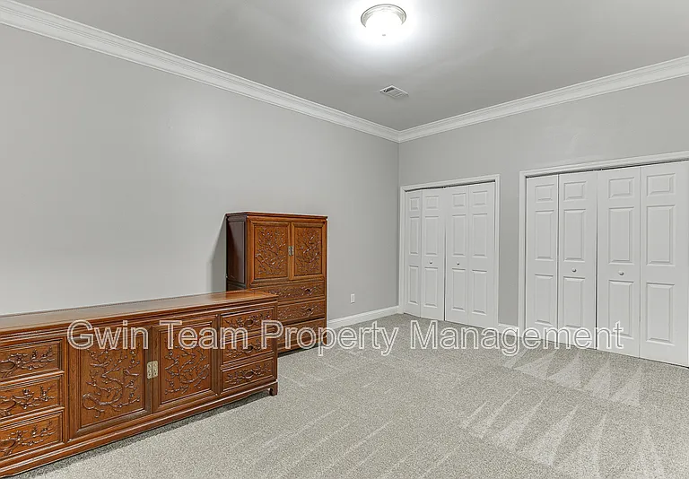 9345 Riverclub Pkwy — Photo 41