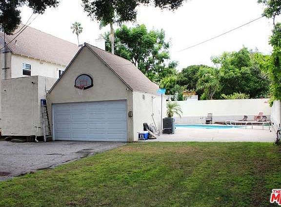 5th image of 5656 Valley Glen Way