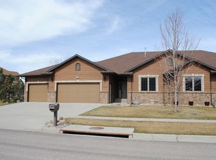 6504 Muirfield Dr, Rapid City, SD 57702