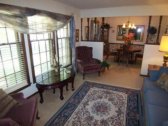 4th image of 5765 Meadow Height Dr