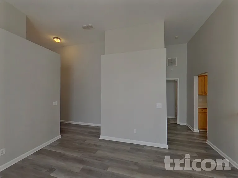 9635 Poole Rd — Photo 3