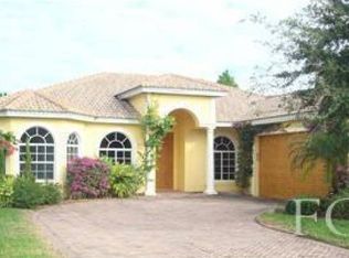 3811 Recreation Ln, Naples, FL 34116