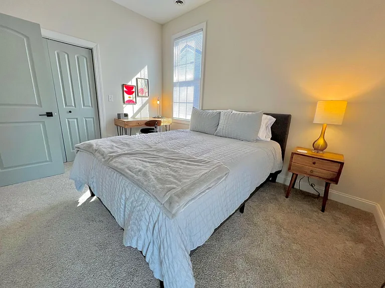 420 E North B St — Photo 10