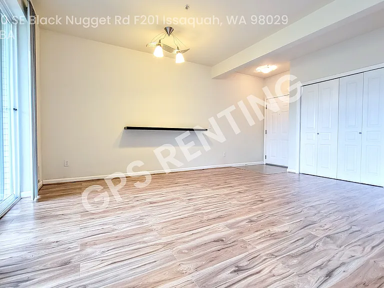 23420 SE Black Nugget Rd #F201 — Photo 4