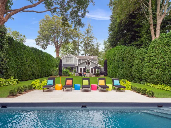 109 Dayton Lane Ext, East Hampton, NY 11937