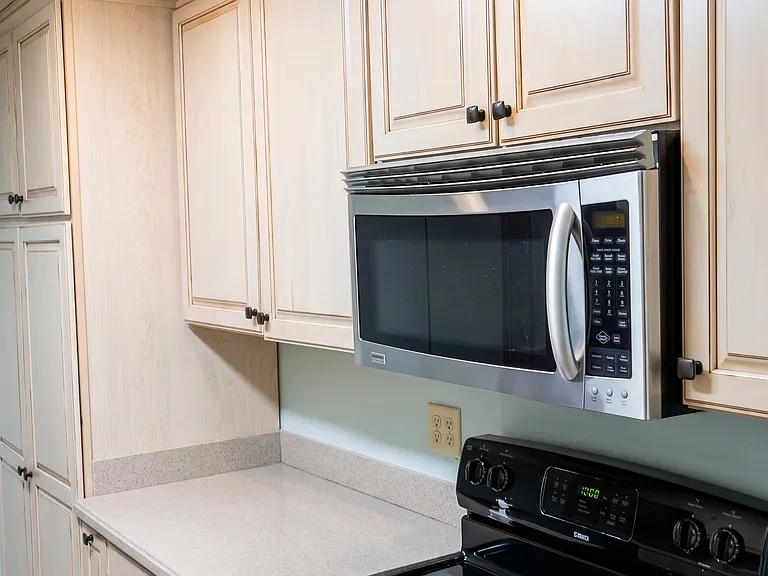 403 Woodlawn Pike — Photo 9