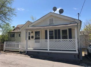 25 High St, Derby, CT 06418