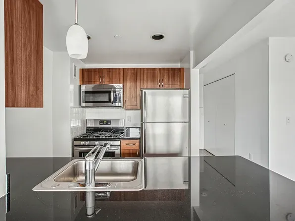 229 Chrystie St, New York, NY