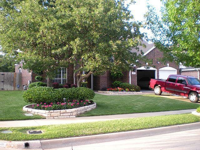 2nd image of 617 Ashwood Dr