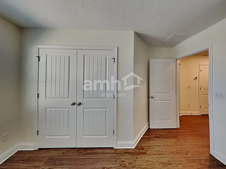 3154 Creek Village Ln — Photo 15